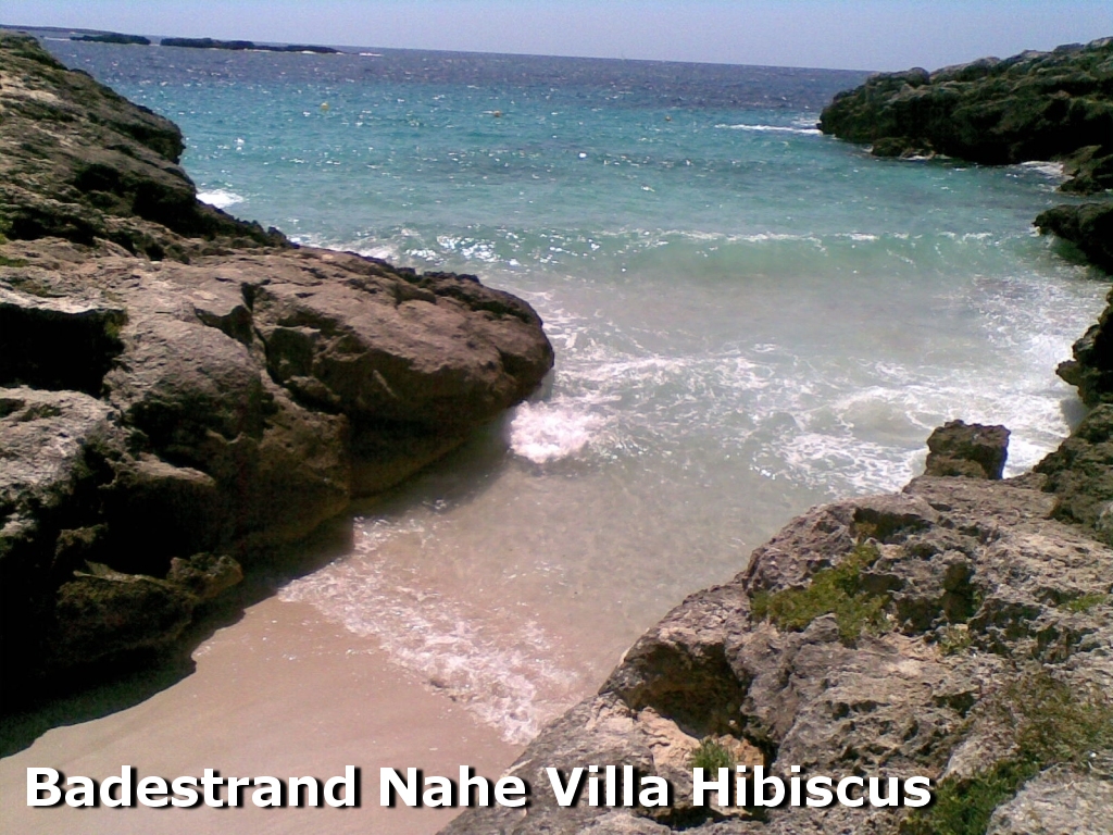 Badestrand nahe Villa Eibisch auf Menorca